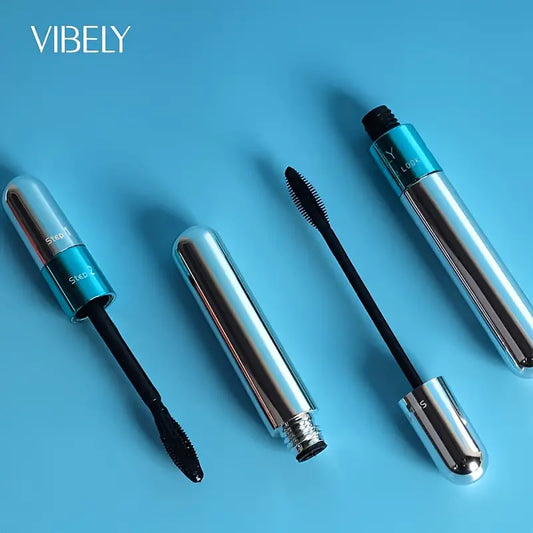 4D Silk Fiber Mascara for Lengthening & Thickening Lashes
